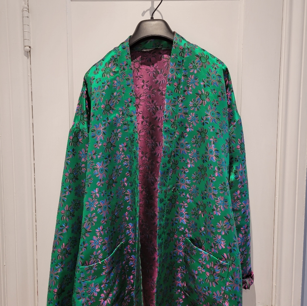 Kimono - Picture 2 of 2